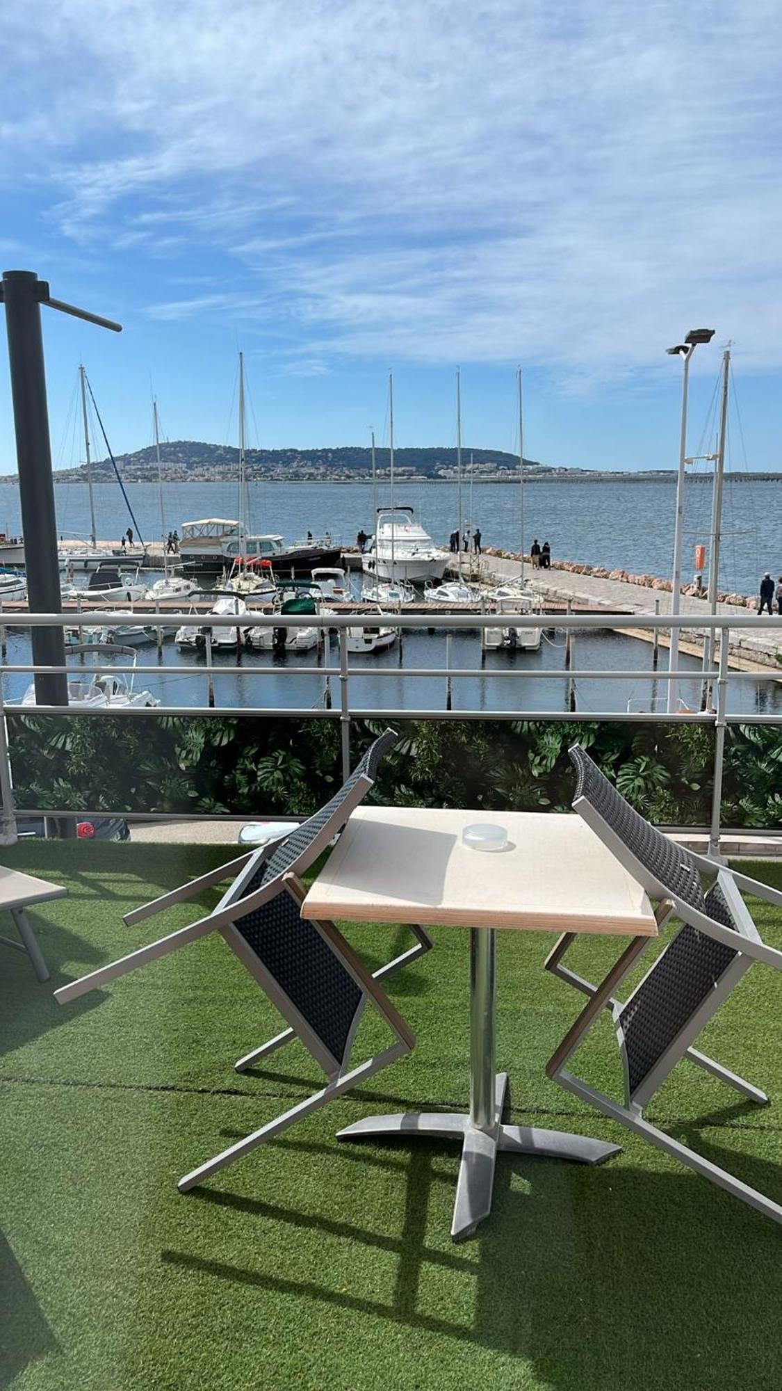 A La Voile Blanche Hotell Bouzigues Eksteriør bilde