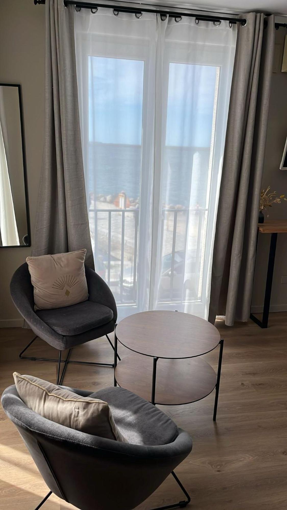 A La Voile Blanche Hotell Bouzigues Eksteriør bilde
